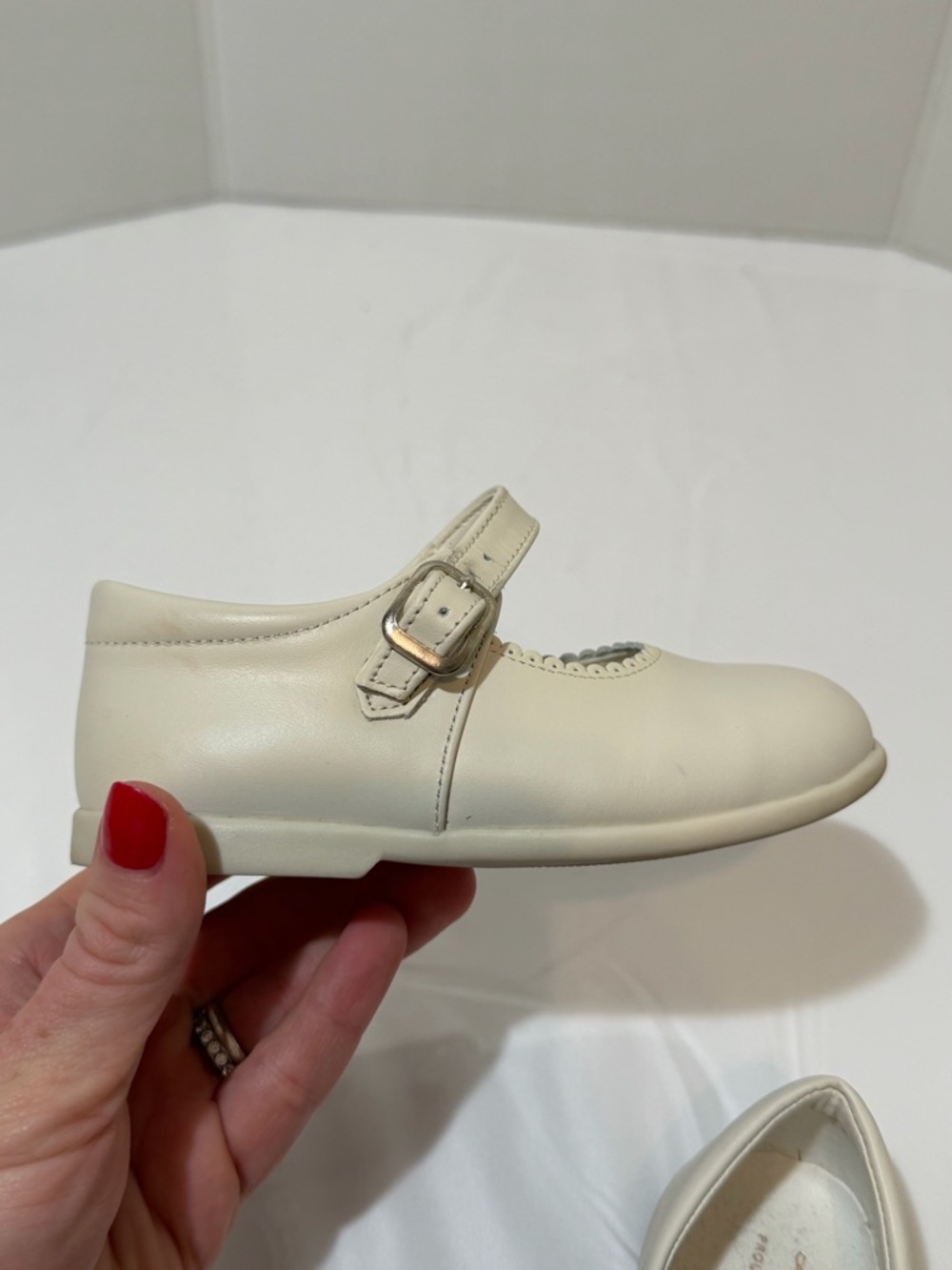 La Coqueta Ivory Nappa Leather Toddler Mary Jane Shoes Size 25 (9 US) - Picture 9 of 17